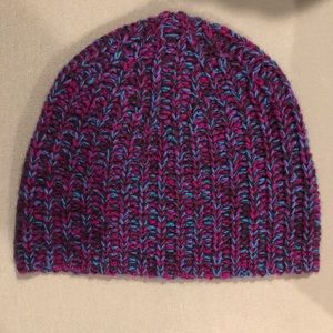 NWT Magaschoni Cashmere Beanie